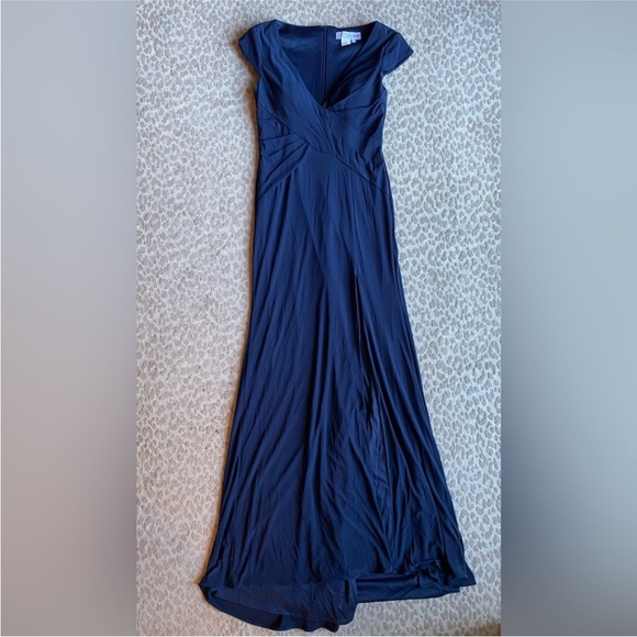 NWT Ieena for Mac Duggal Navy V-Neck Full-Length Jersey Gown, size 4 - Picture 3 of 9